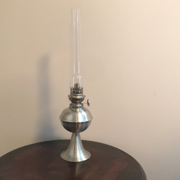 Bernard Chaudron brushed oil lamp in pewter - Picture 2 of 5